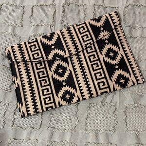 Geometric Black and Tan Clutch